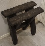 Pieni istuin / jakkara (tumma)